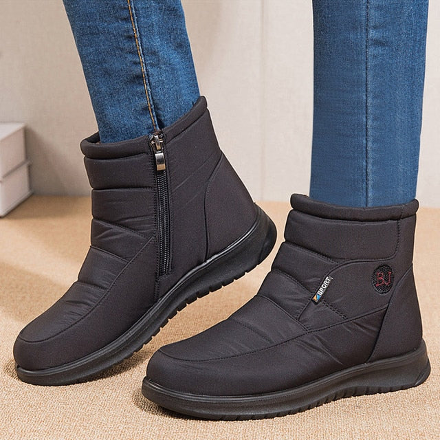 Xyrisa Warme Stiefel