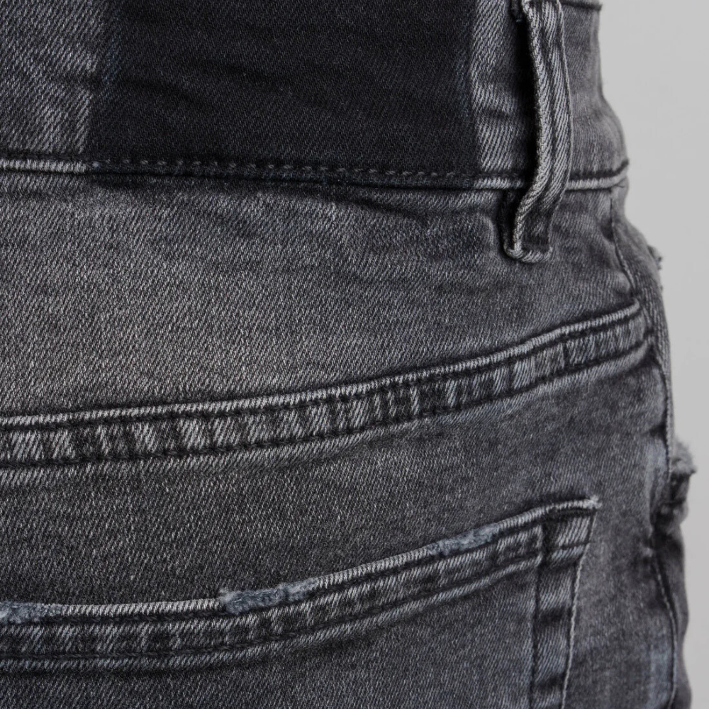 Essential | Jeans mit normaler Passform