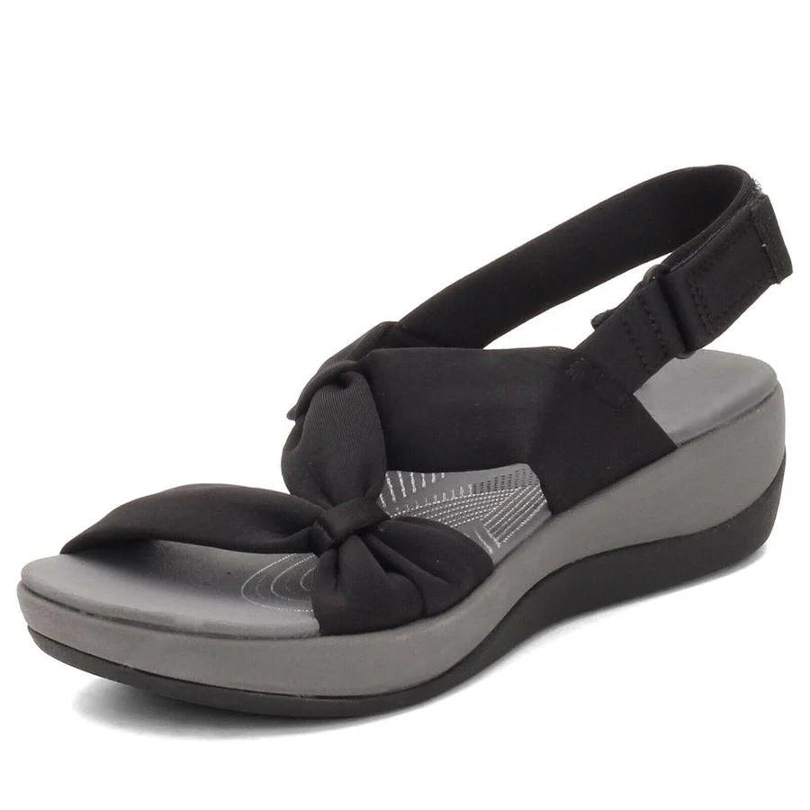 Bequeme Sommersandalen mit Fußgewölbestütze