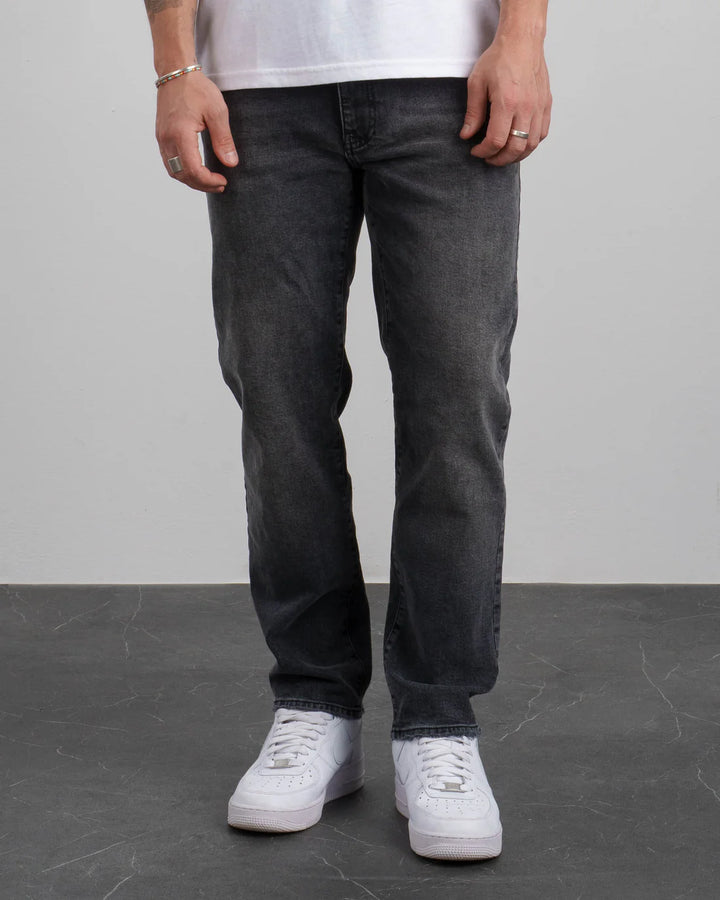 Essential | Jeans mit normaler Passform