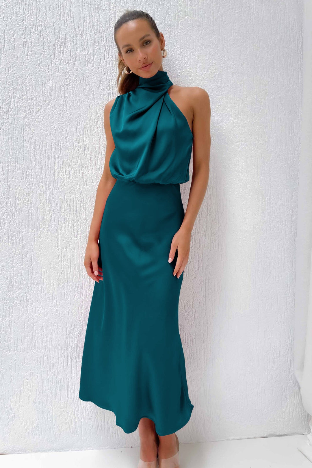 Satin Neckholder Kleid