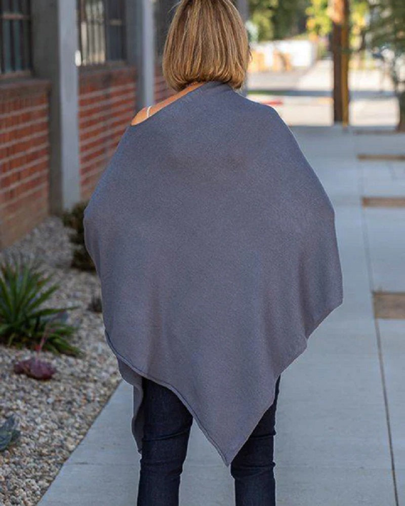 Schicker Poncho-Pullover