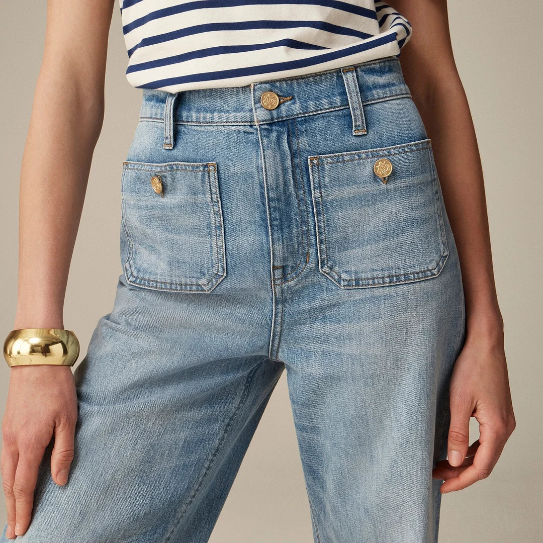 Sailor Jeans mit weitem Bein und Bauchansatz